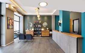 Residence Suites By Raphael Hotels